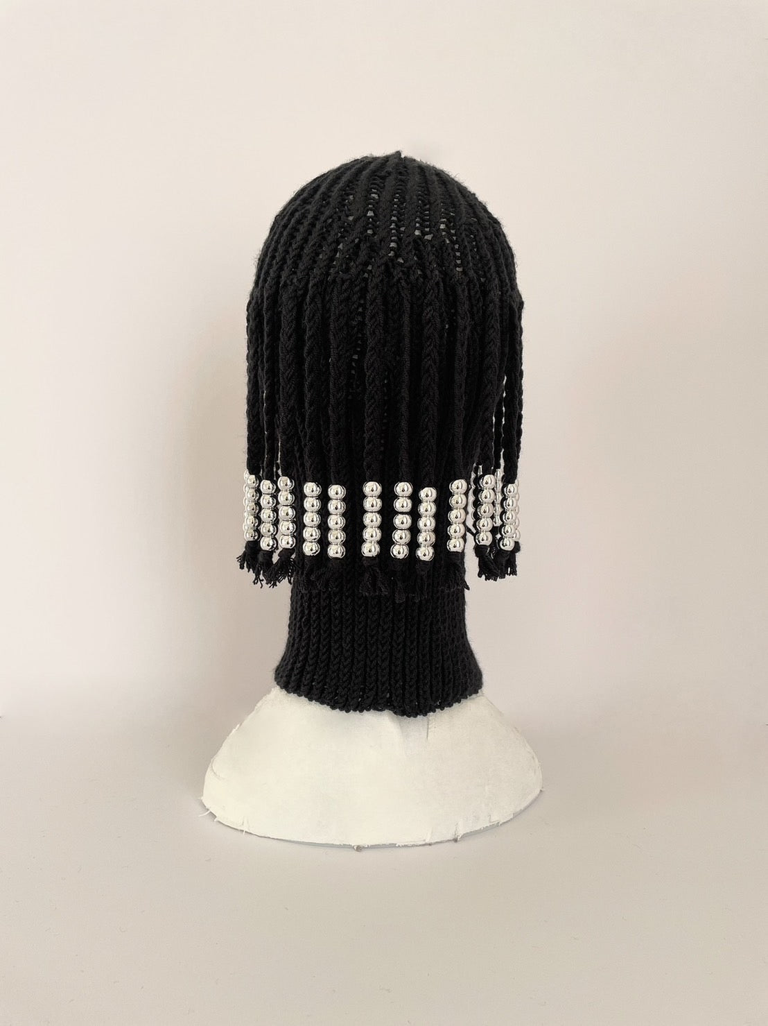 【WOOL】BLACK with SILVER BEADS