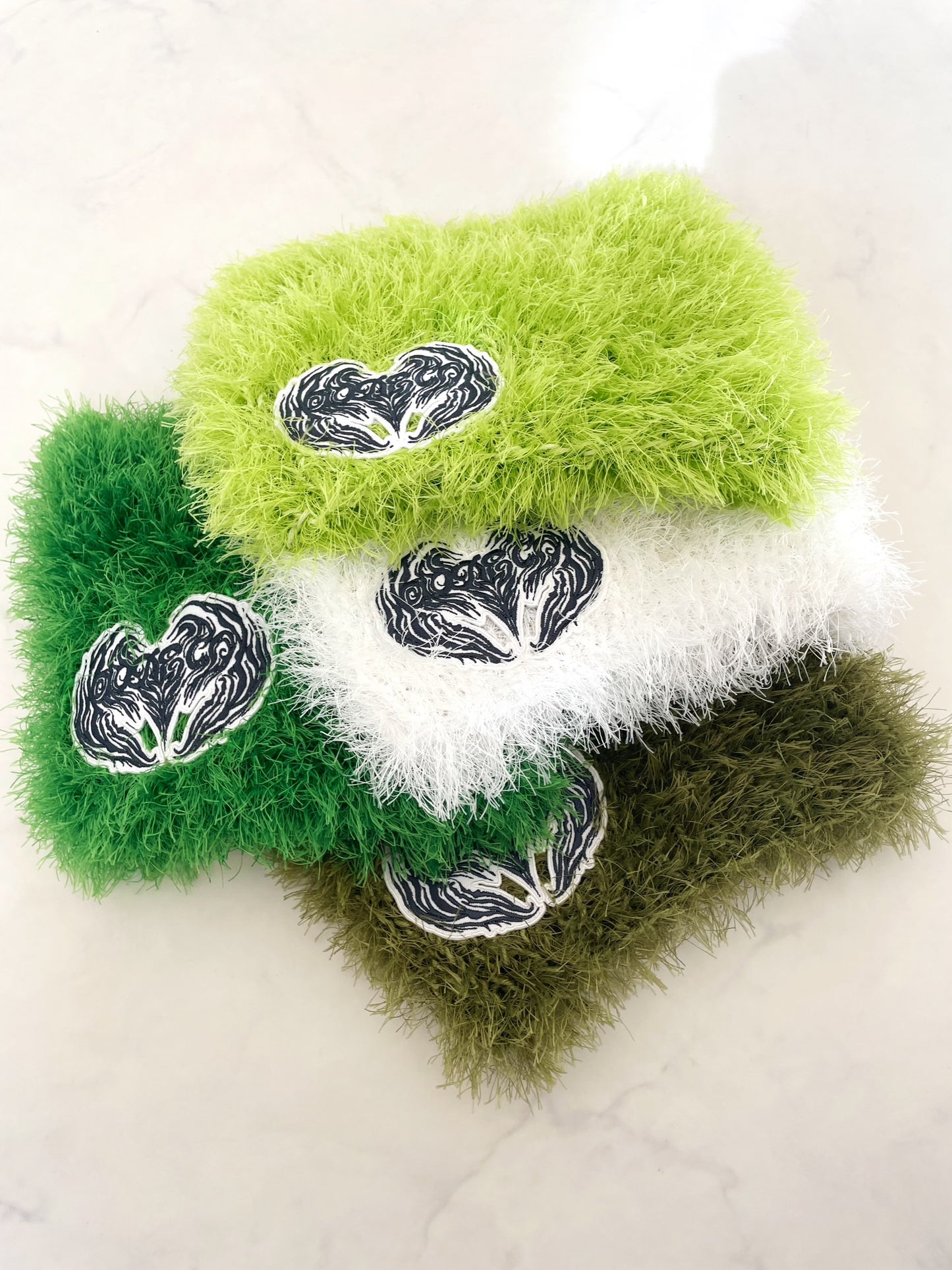 SPRING FUR BEANIE WITH PATCH【GREEN】